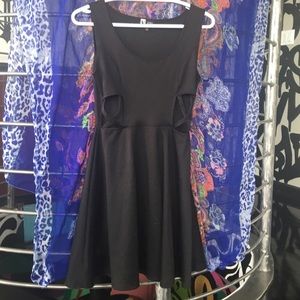 Vibe Black Dress