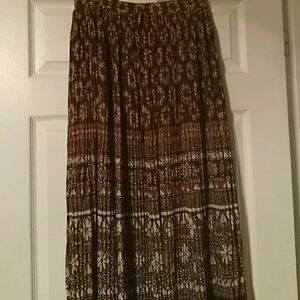 Womens pleated skirt