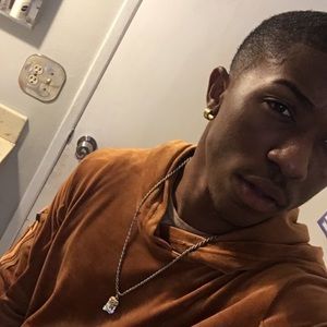 Meet your Posher, Omar