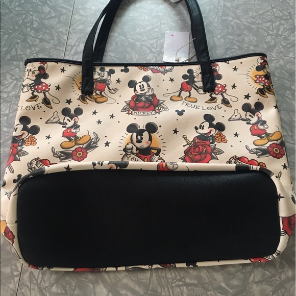 NWT 
Loungefly MICKEY ❤️TRUE LOVE❤️ TATTOO tote - Picture 4 of 8