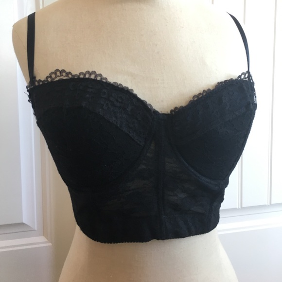 H&M Other - Black lacy bustier bra top