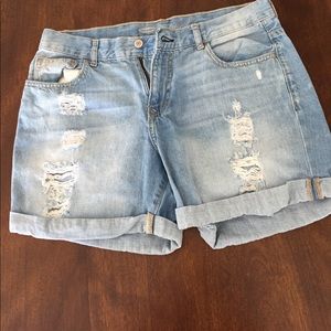 Boyfriend denim shorts
