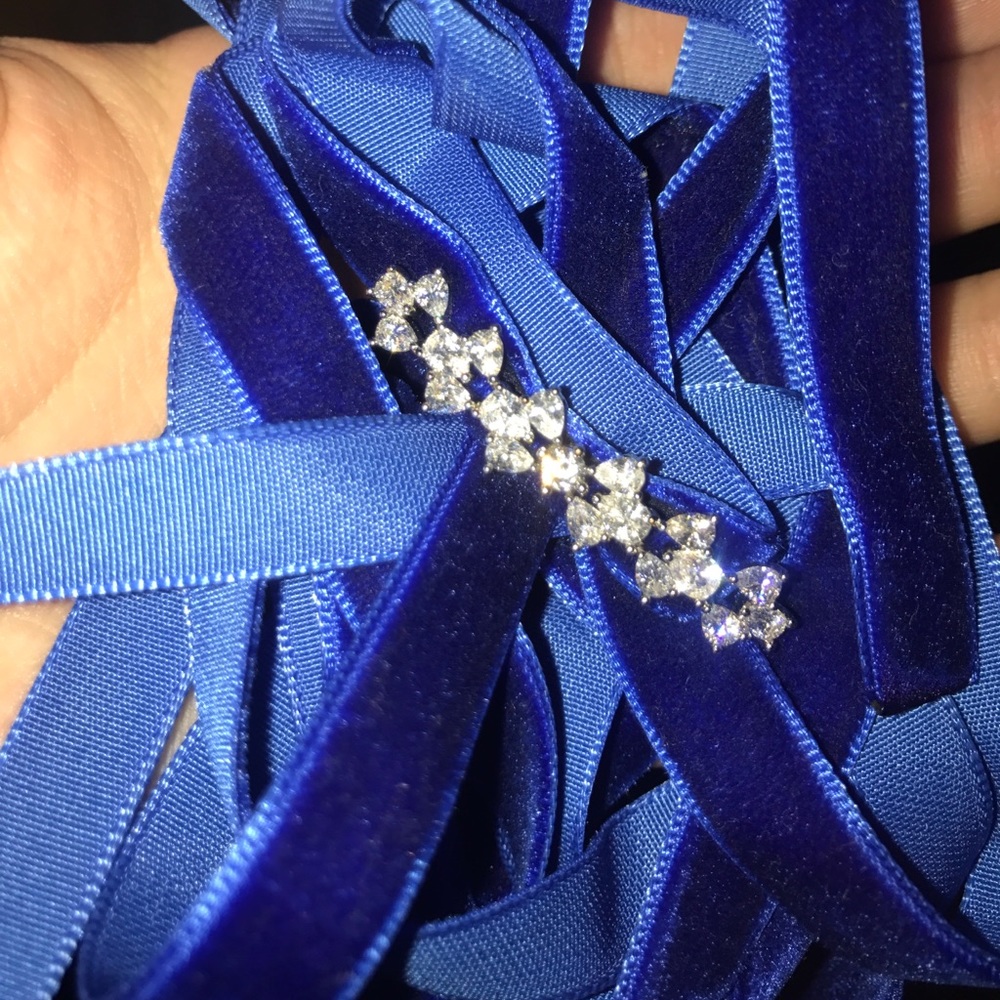 blue suede choker
