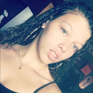 Meet your Posher, Shawntel