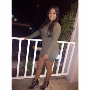 Meet your Posher, Adriana
