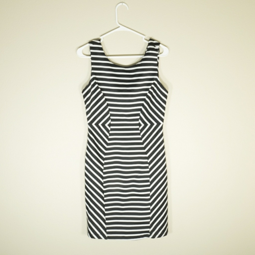 Bison Bisou Black and White Dress Size 10