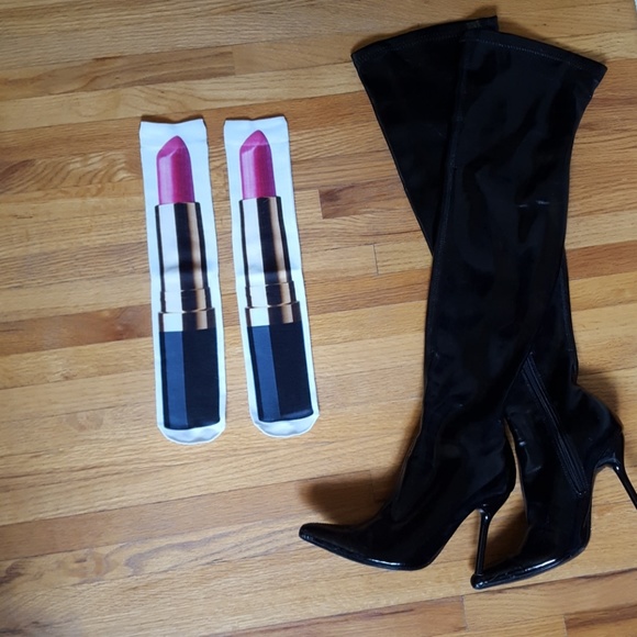 Super Trendy Lipstick Socks - Picture 5 of 8
