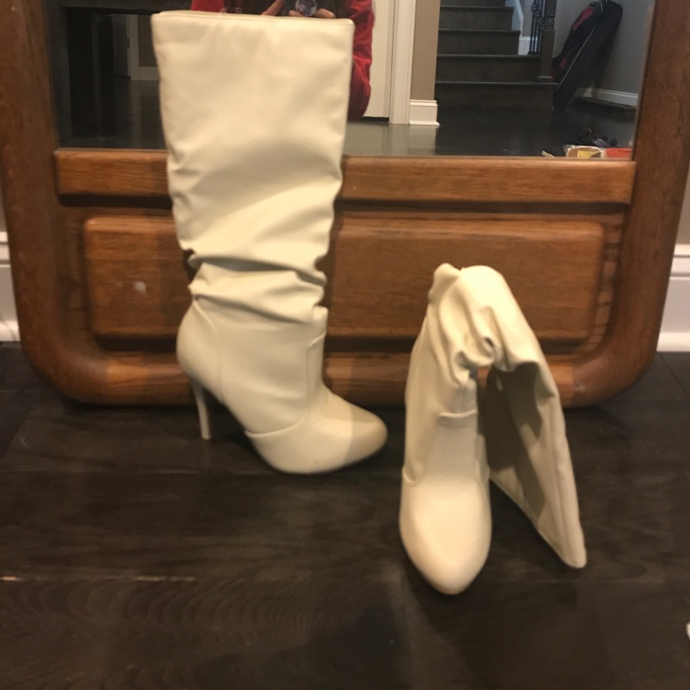 Off white heeled boots