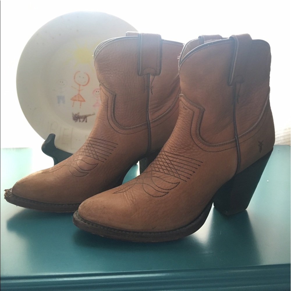 Frye Ilana Boot Cute Heel