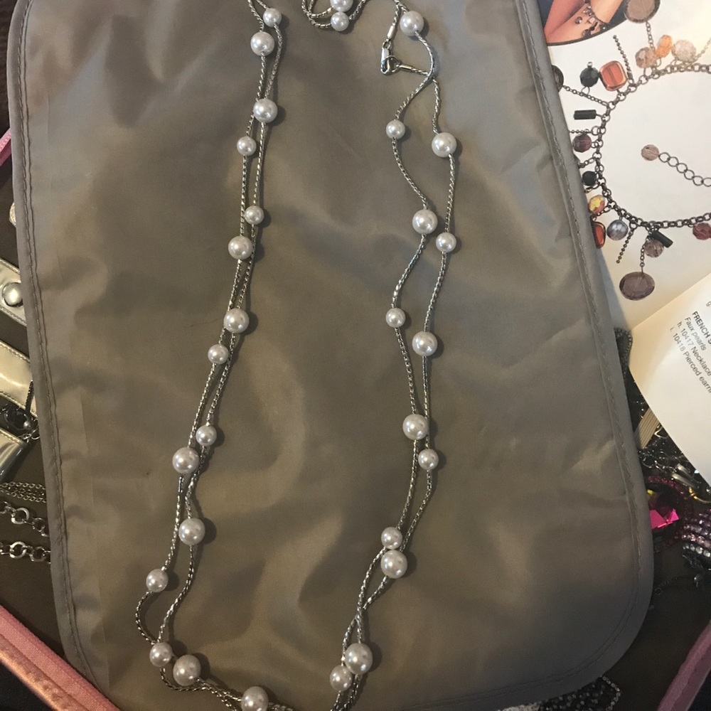 Park lanes shannel necklace