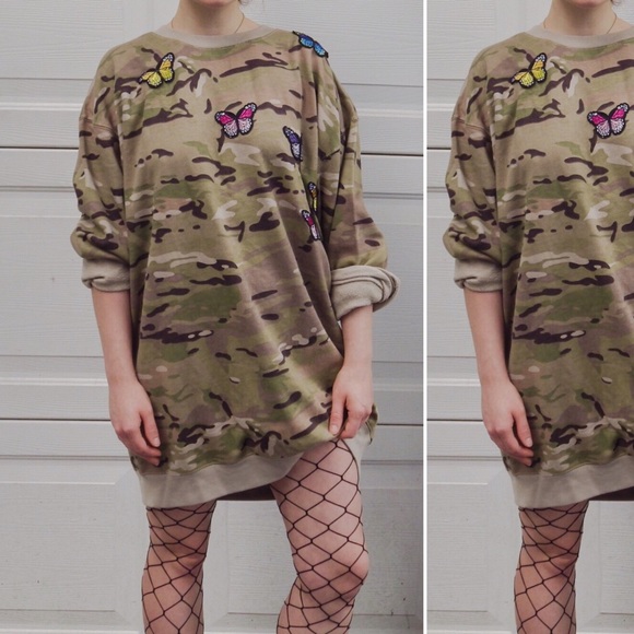 oversized camo jumper