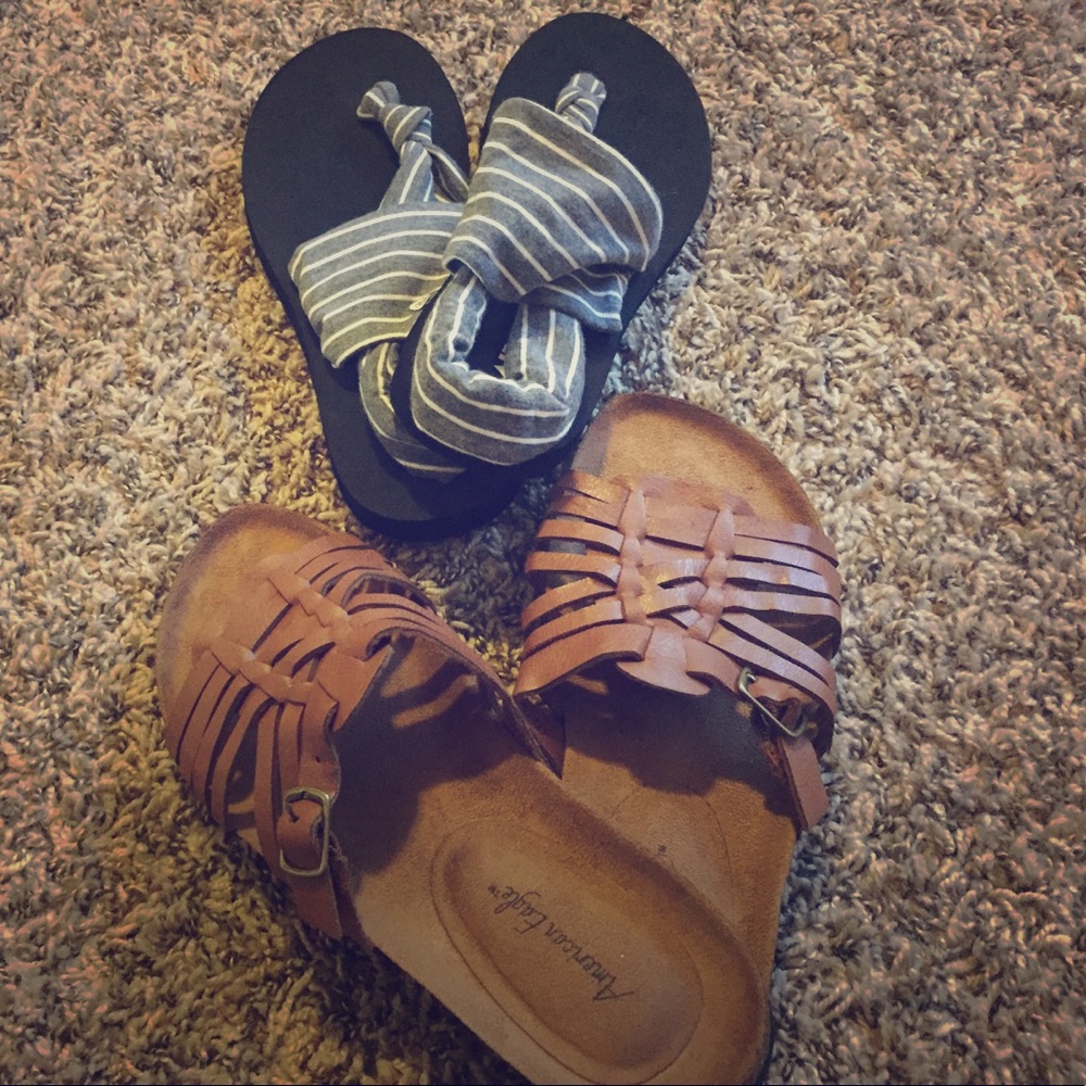 2 Pairs of Sandals