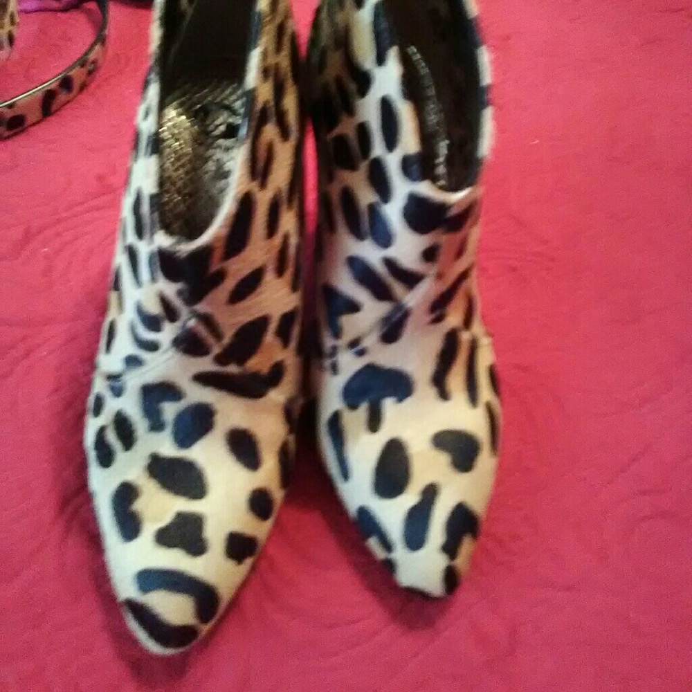 Animal print boots...3in heel