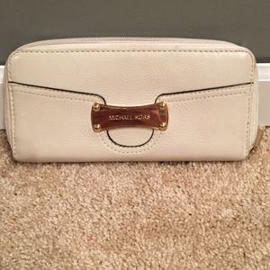 Michael Kors wallet