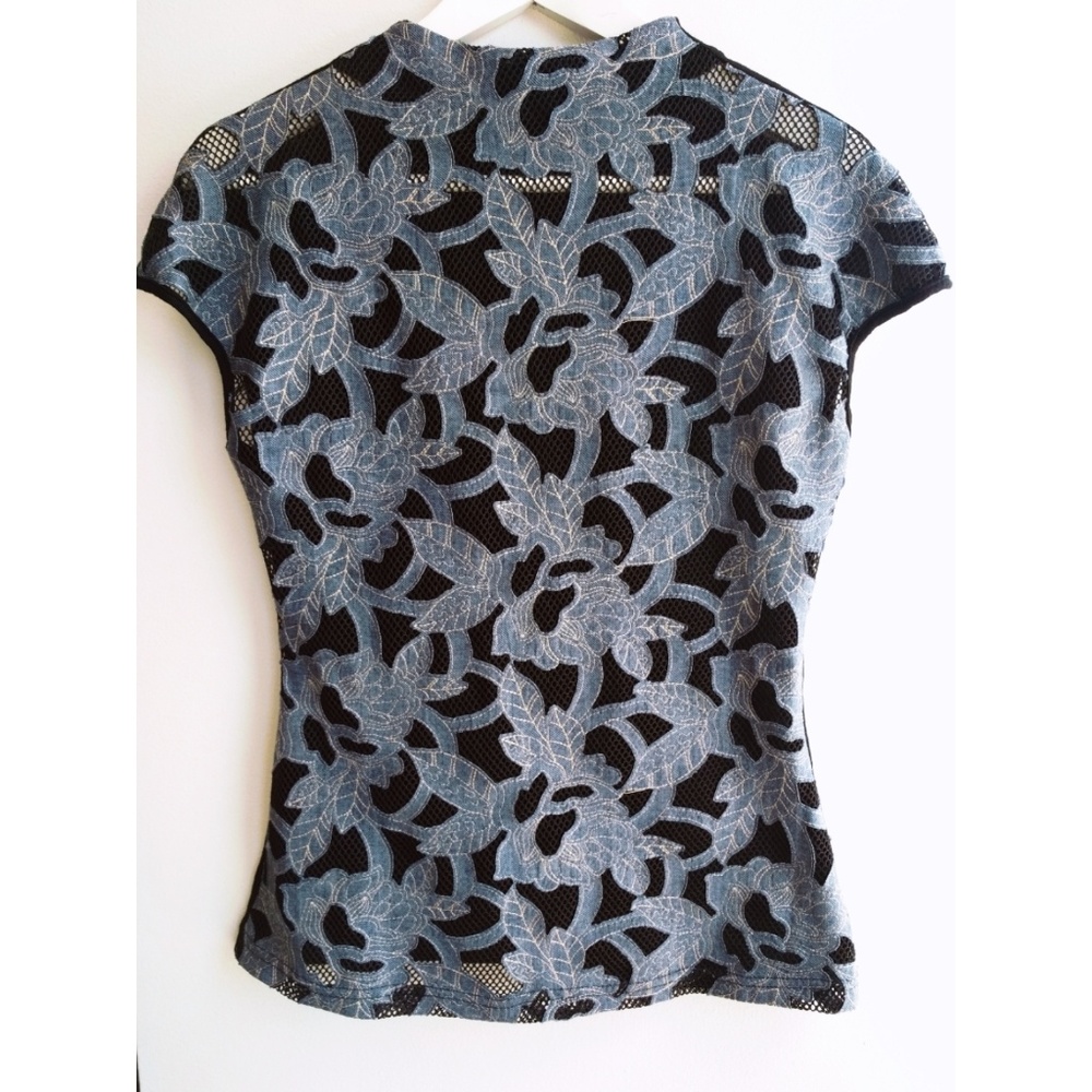Gracia denim accent mock neck tee - Picture 4 of 5