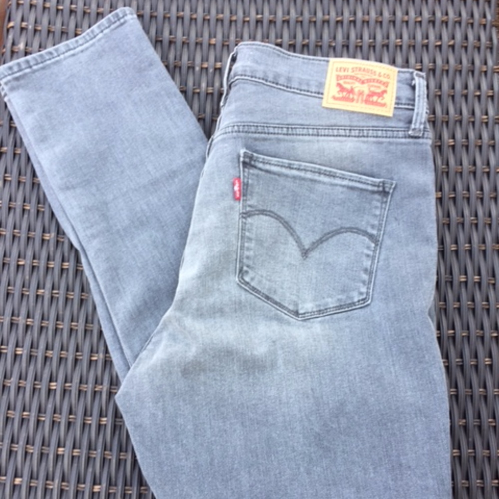 Levi's Shaping Skinny Gray Jeans