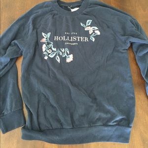 Hollister sweatshirt