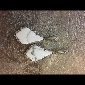 Kendra Scott Alexis Drop Earrings White Howlite
