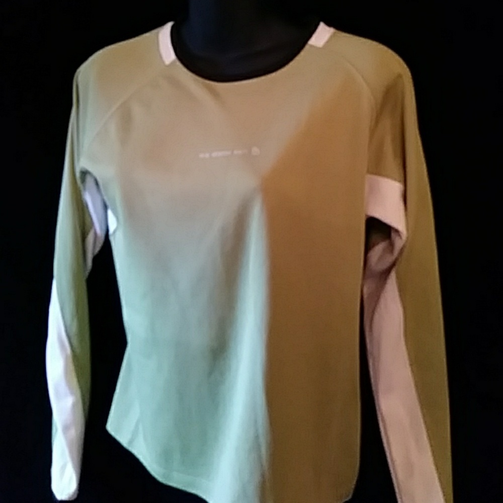 The North Face Vaporwick athletic shirt-size S