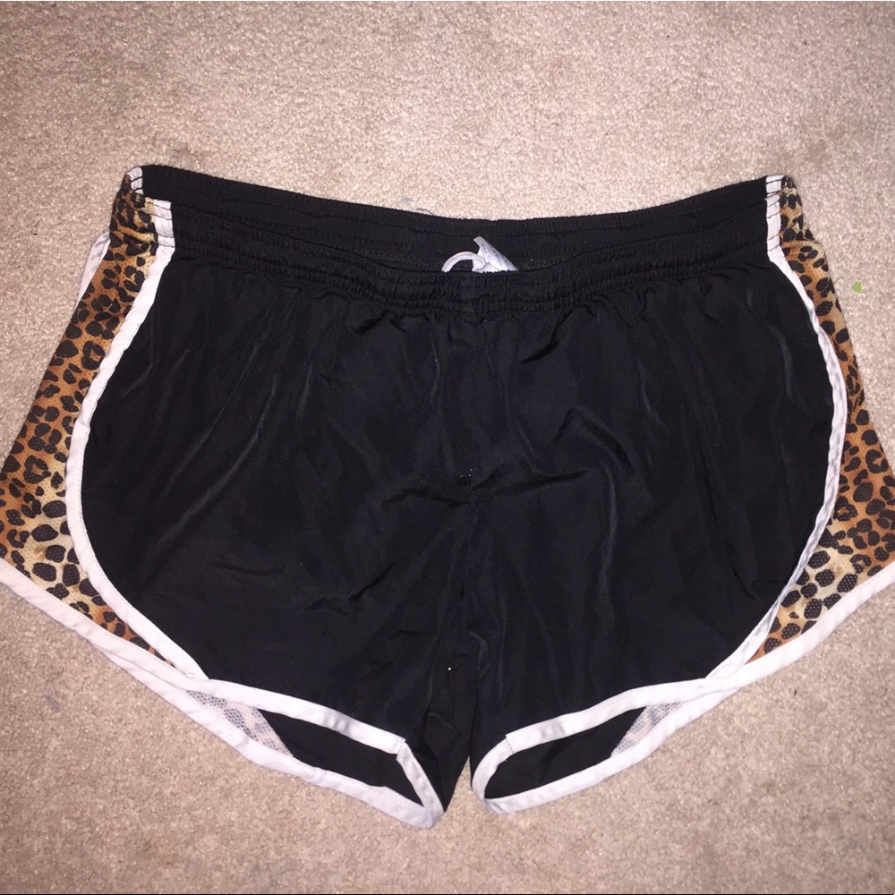 Running shorts w cheetah print