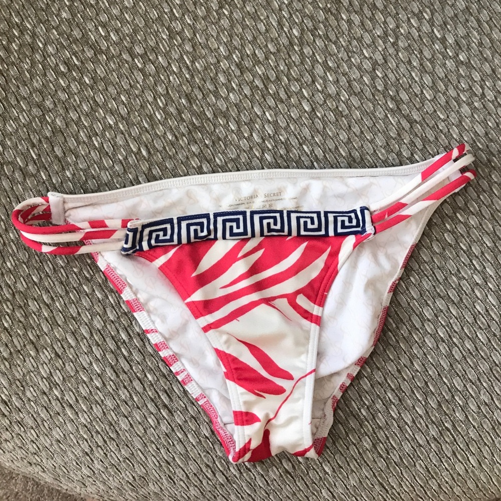 *SOLD* Victoria's Secret Bikini Bottom