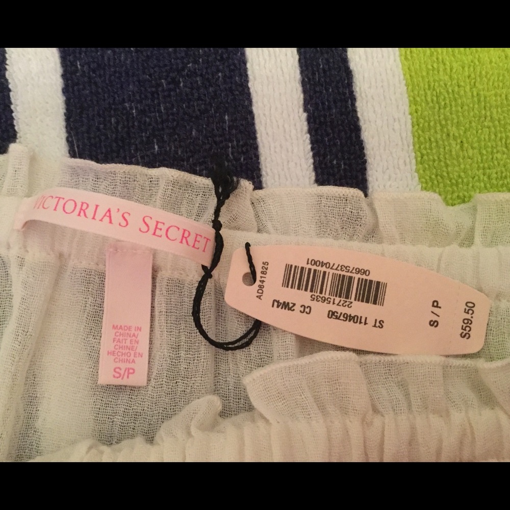 Victoria's Secret Romper - Picture 7 of 8