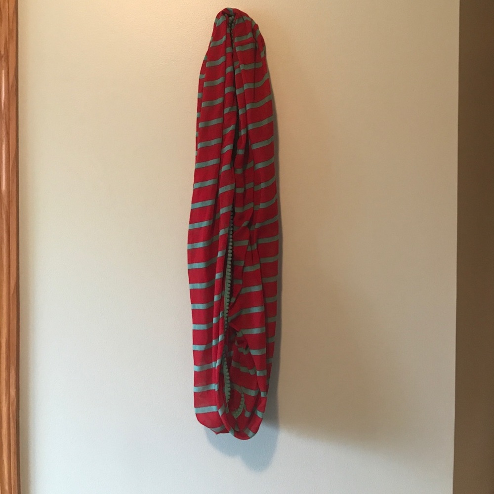 Red/green Infinity Scarf