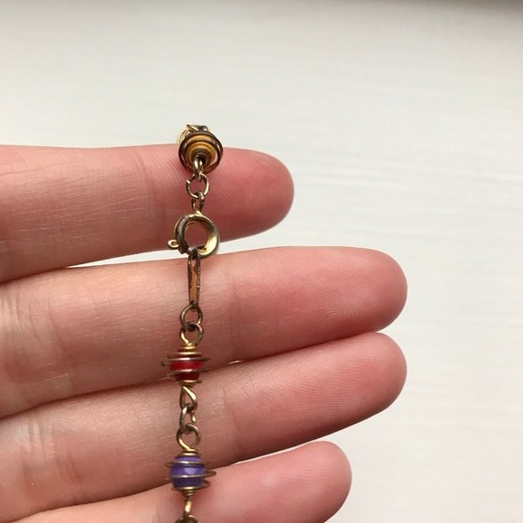 Colorful gold wire caged bead bracelet - Picture 5 of 6