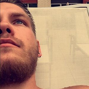 Meet your Posher, Aaron