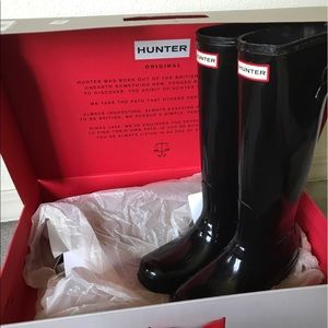 Hunter Boots (black)