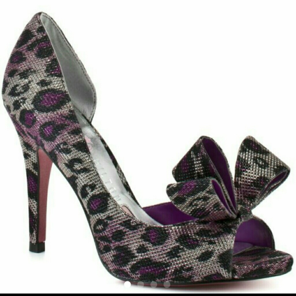 Paris Hilton Senorita purple leopard heels