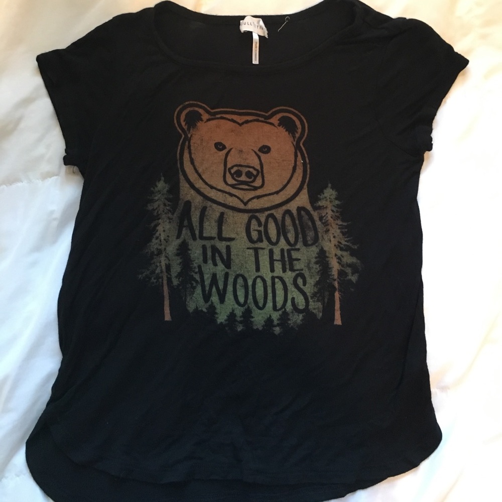 Very soft shirt!! Only worn once!