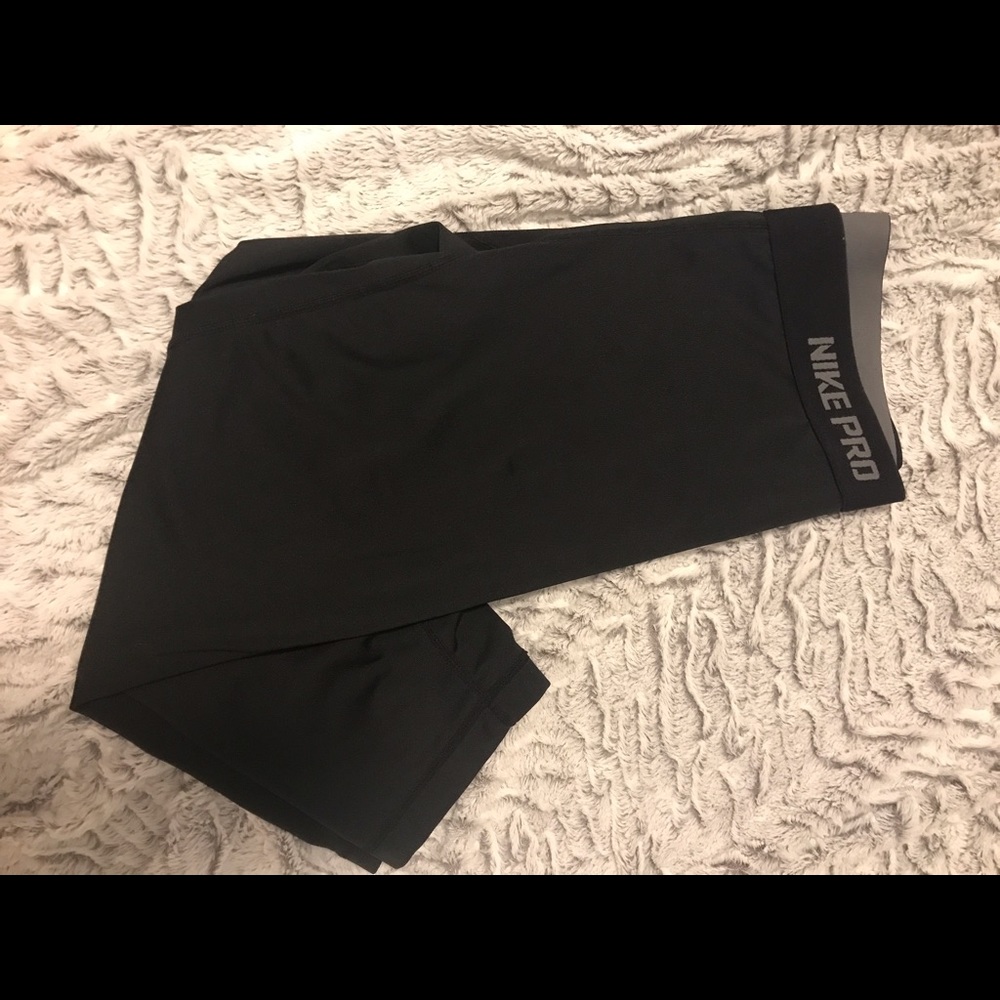 Nike Pro Cropped Leggings
