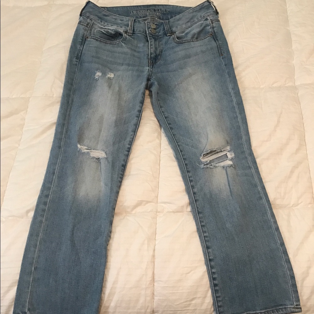American Eagle Outfitters distressed jeans