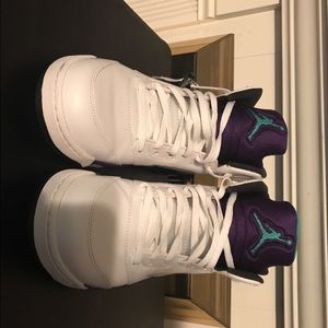 AIR JORDAN 5 RETRO GRAPE