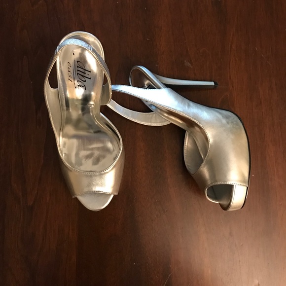 silver sling back pumps