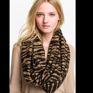 Michael Kors leopard infinity scarf