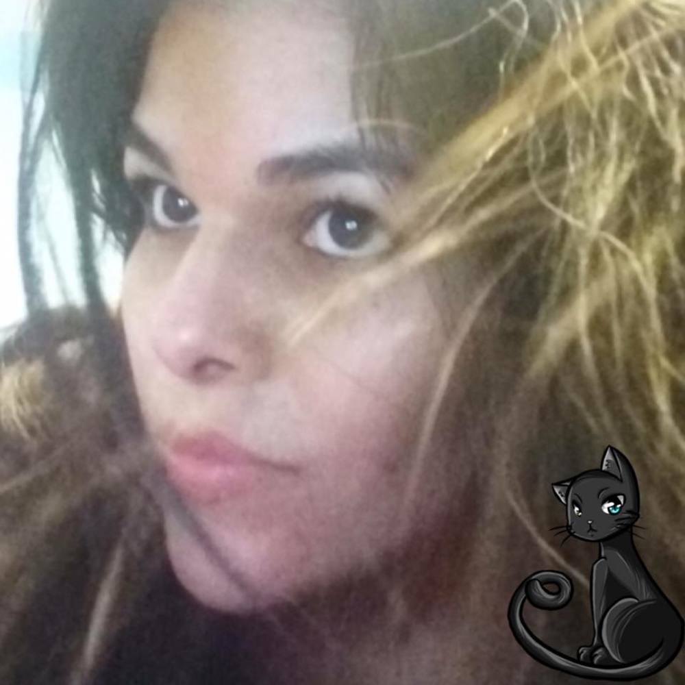 Meet your Posher, Lea