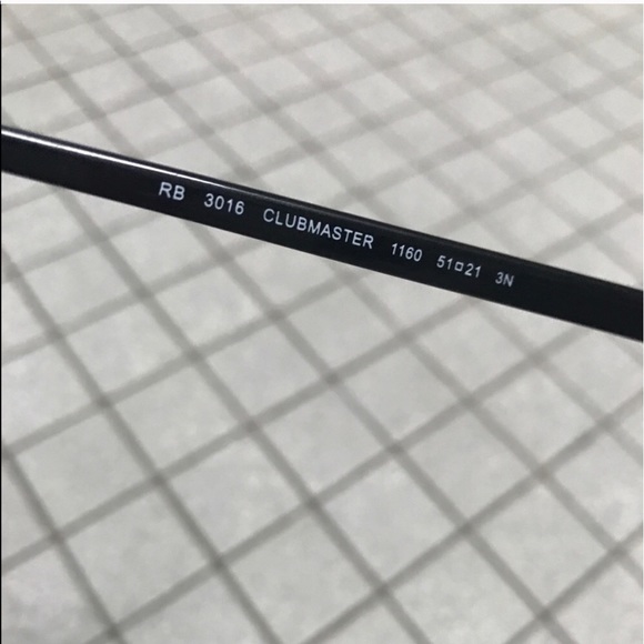 SOLD ❌ RayBan Clubmaster RB3016 - Picture 7 of 8