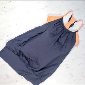 Never worn Lululemon
