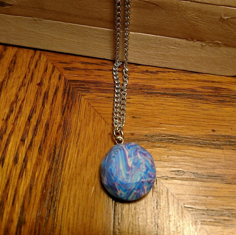 Custom made pendant/diffuser