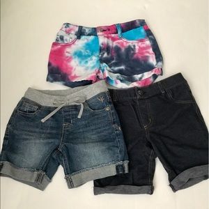 🌎Donating 10/1🌎 3 Denim Shorts