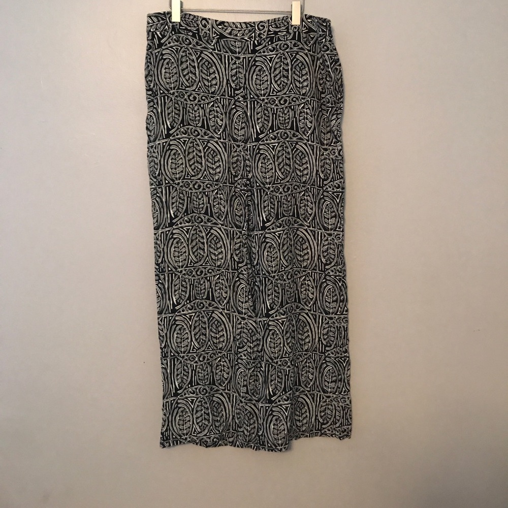 LOFT leaf print wide leg pants with pockets