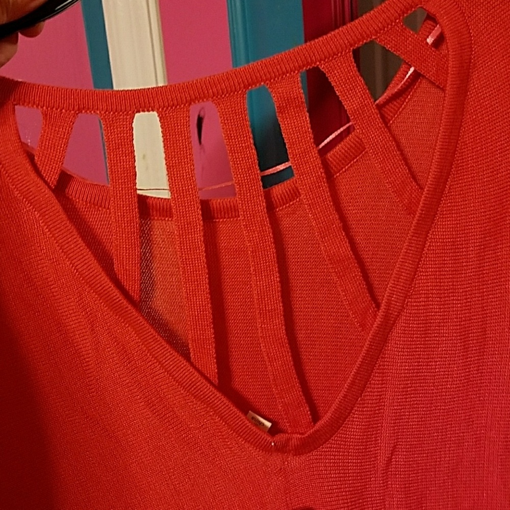 Boutique top - Picture 2 of 3