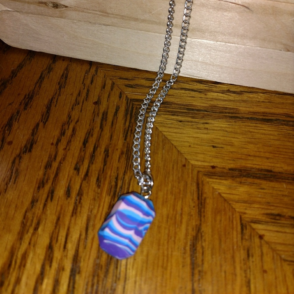 Custom made pendant/diffuser. - Picture 2 of 2