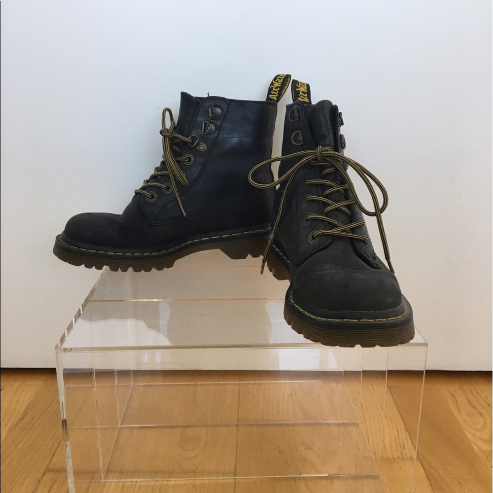 Doc Martins boots: size 7 barely worn