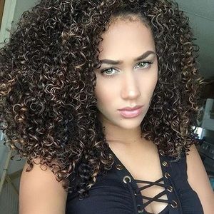 Meet your Posher, Alicia