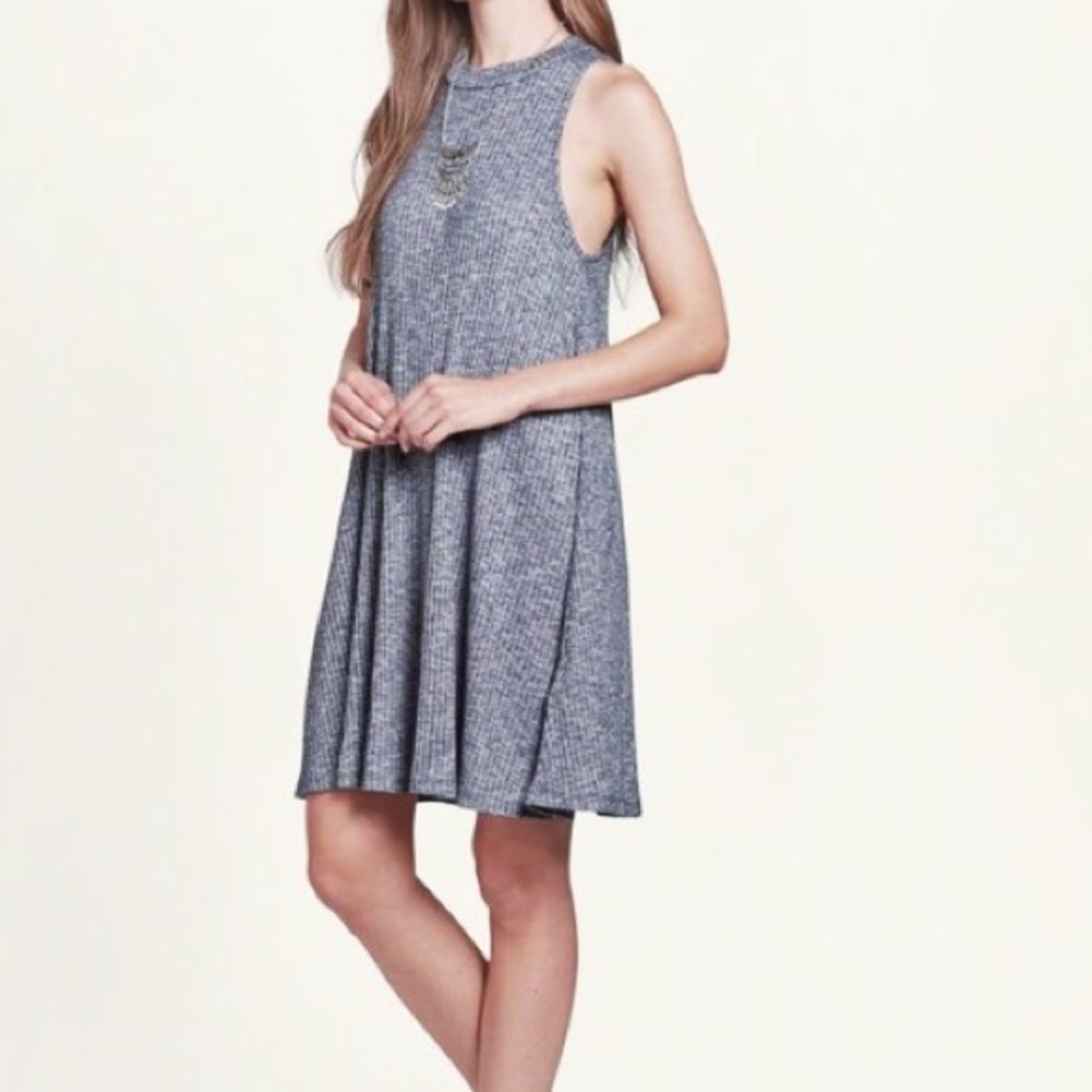 🚫SOLD🚫Hollister Grey Ribbed Mock Dress