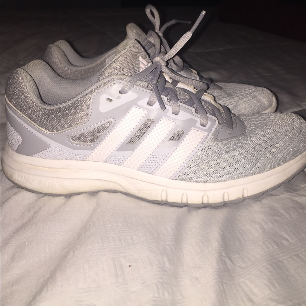 Women's Adidas Shoes Size 7