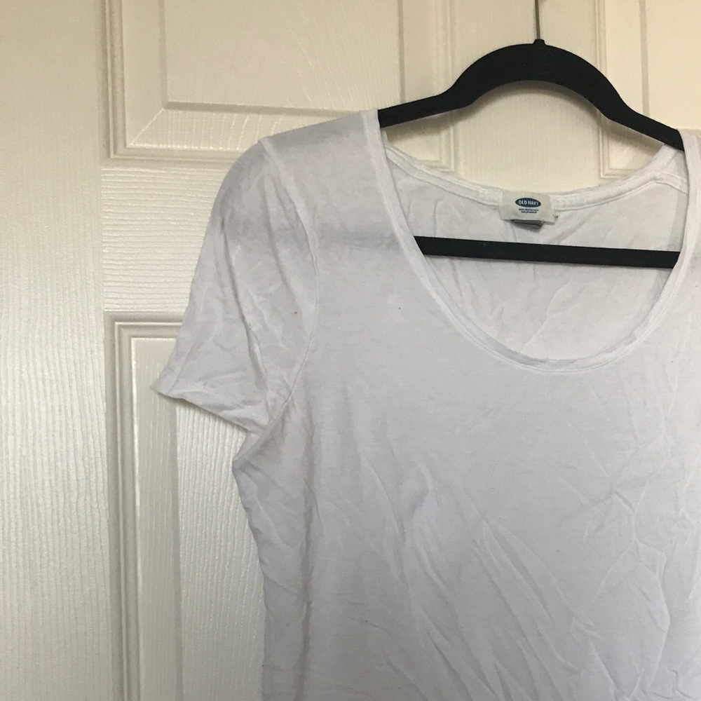 White t-shirt